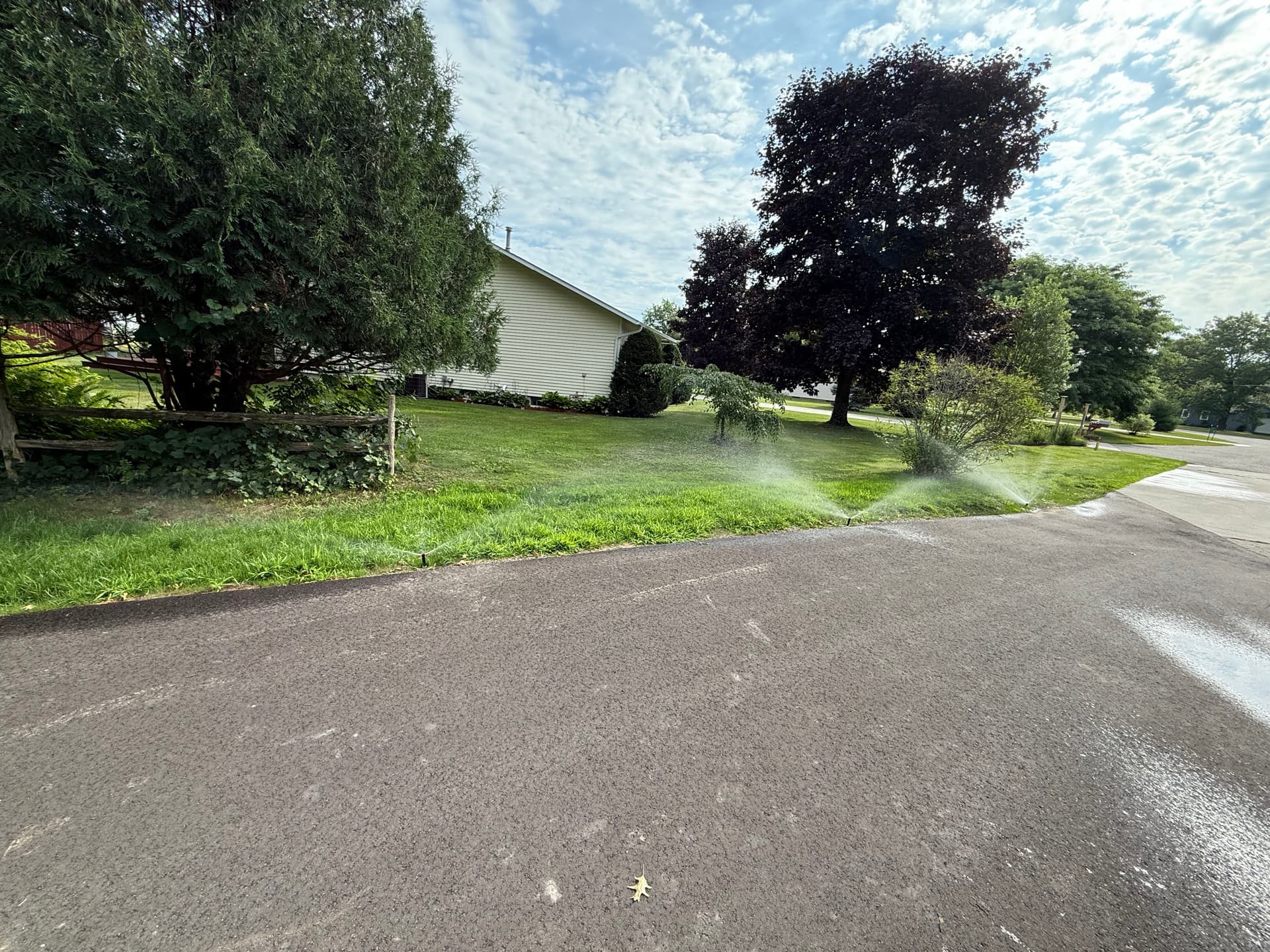 Gallery photos for Efficient Trench-free Sprinkler Installations: Image #1