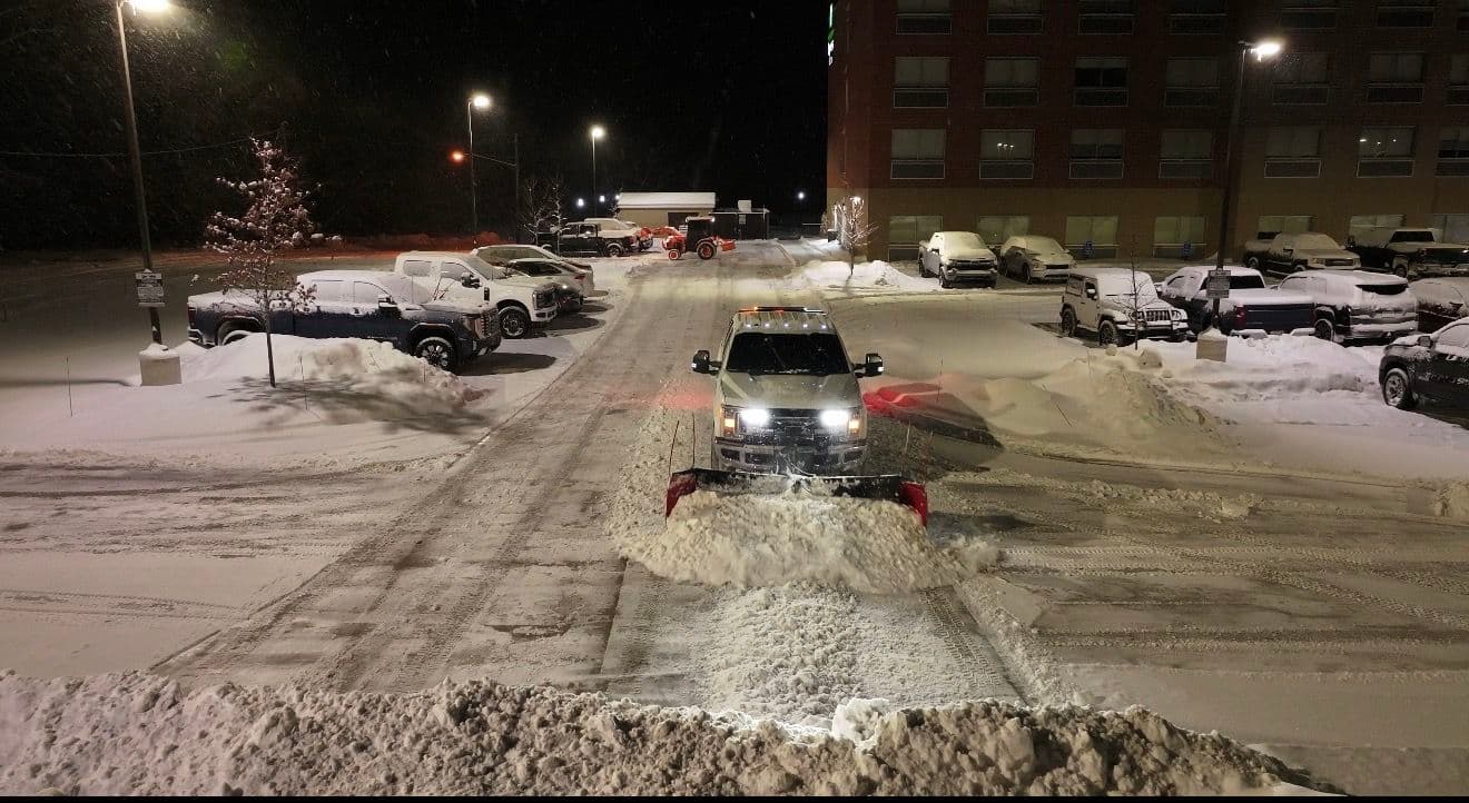 Gallery photos for Ensuring Safe Travels with Expert Snow Removal in Oscoda and Tawas: Image #1